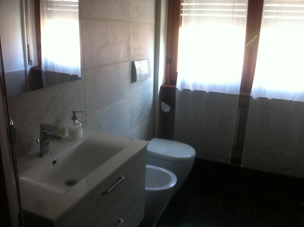 Apartamento Nibre Milán Habitación foto